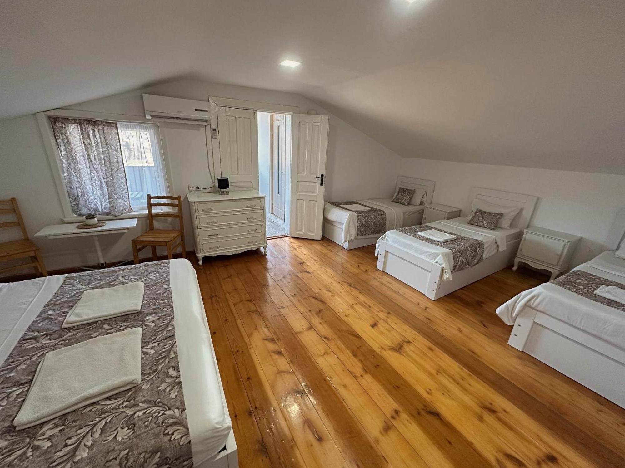 Aloft House Ξενοδοχείο Κουτάισι Εξωτερικό φωτογραφία